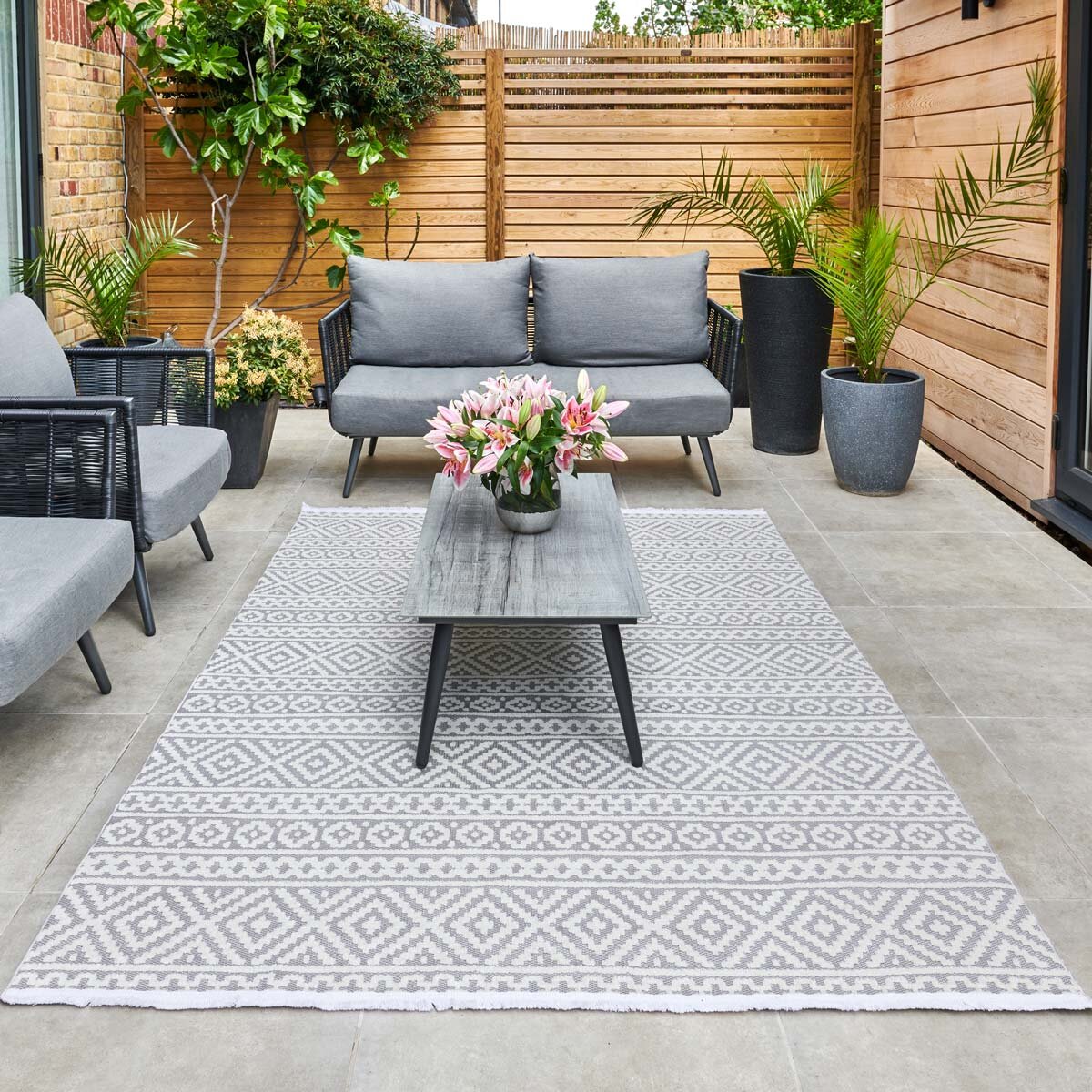 Jazz Silver Indoor / Outdoor Rug, in 2 Sizes