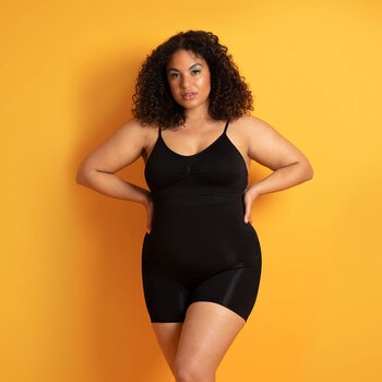 Evenlina Sculpting Shapewear Shorts in Noir