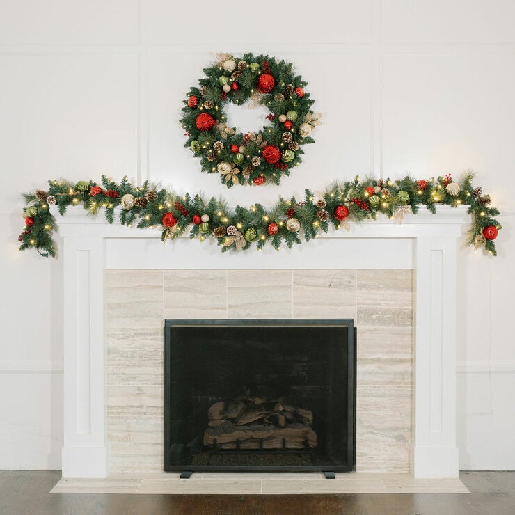 30 inch (76cm) Pre-Lit Decorated Wreath with 50 LED Lights 30 inch (76cm) Pre-Lit Decorated Wreath with 50 LED Lights
