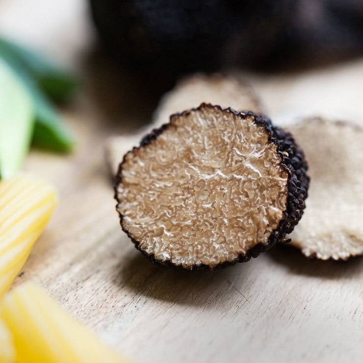 Truffle Hunter Fresh Black Summer Truffles (Tuber Aestivum), 50g ...