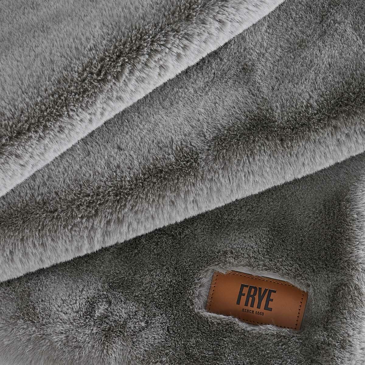 FRYE Luxe Faux Fur Throw in Grey, 152 x 177 cm