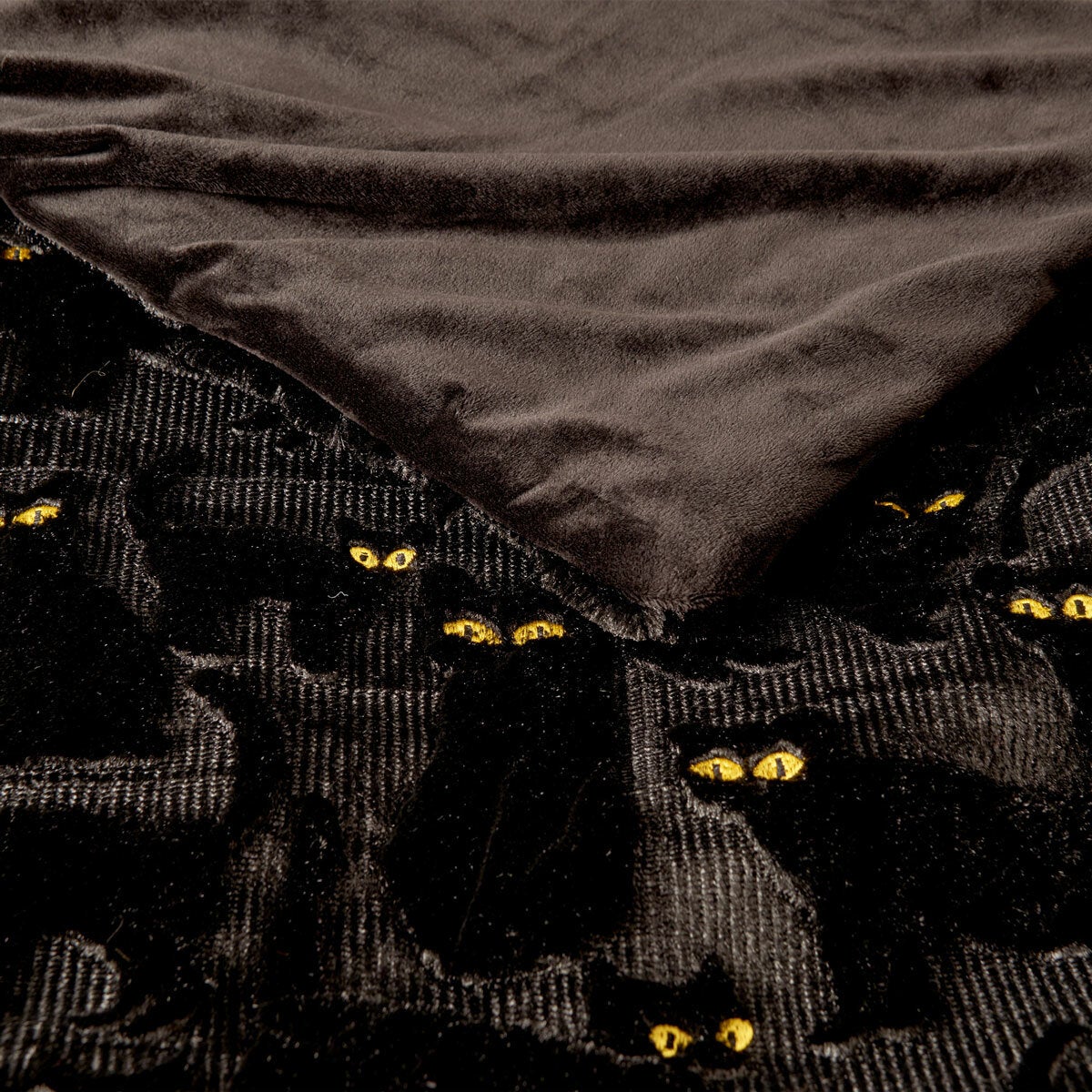 Ashford Home Embroidered Halloween Throw In 3 Designs, 152 x 178 cm Ashford Home Embroidered Halloween Throw In 3 Designs, 152 x 178 cm