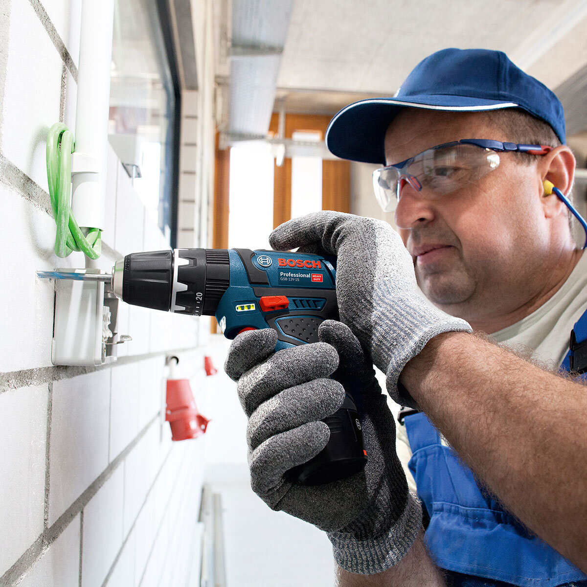 Bosch Professional Combi Drill Kit Model GSB 12V-15