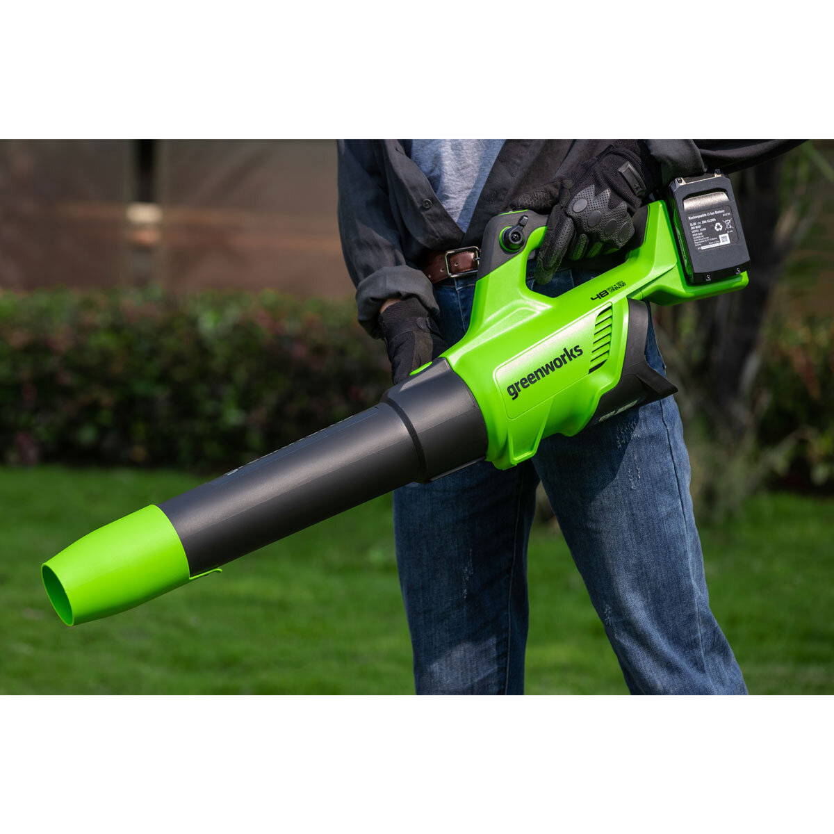 Greenworks 48V 217 km/h Cordless Brushless Leaf Blower + 2 x 24V (2Ah) Battery & Charger Bundle