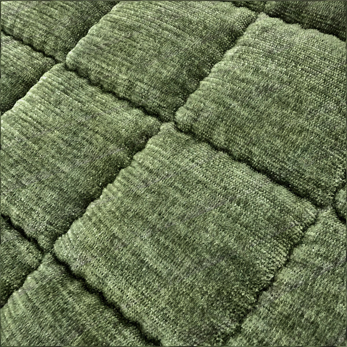 Safdie Crushed Velvet Green Throw , 234 x 244 cm Safdie Crushed Velvet Green Throw , 234 x 244 cm