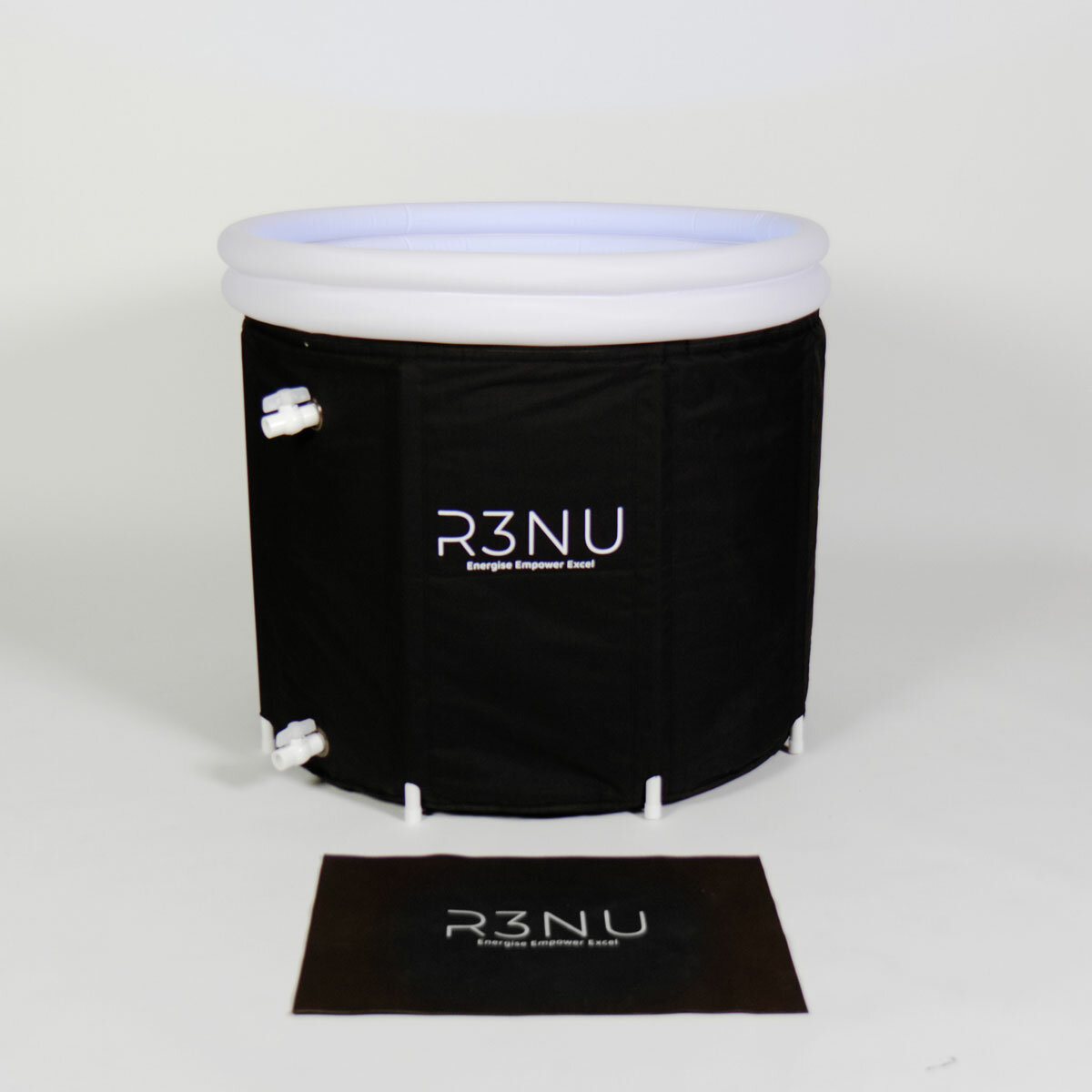 R3NU Sauna Steam Pod with Ice Plunge Recovery Pod