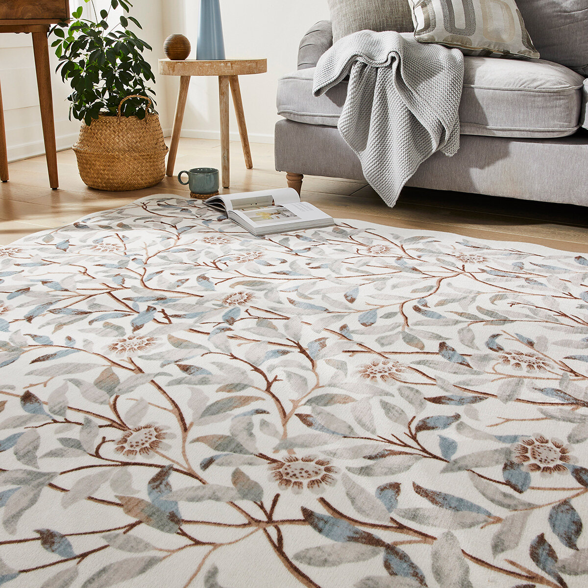 Concept Looms Liberty Floral Washable Rug, in 2 Sizes