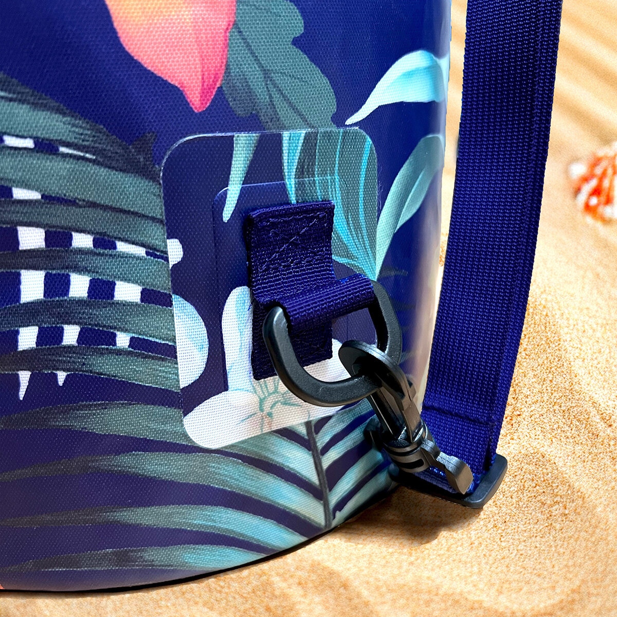 Lifestyle image showing how the straps attach to the bag