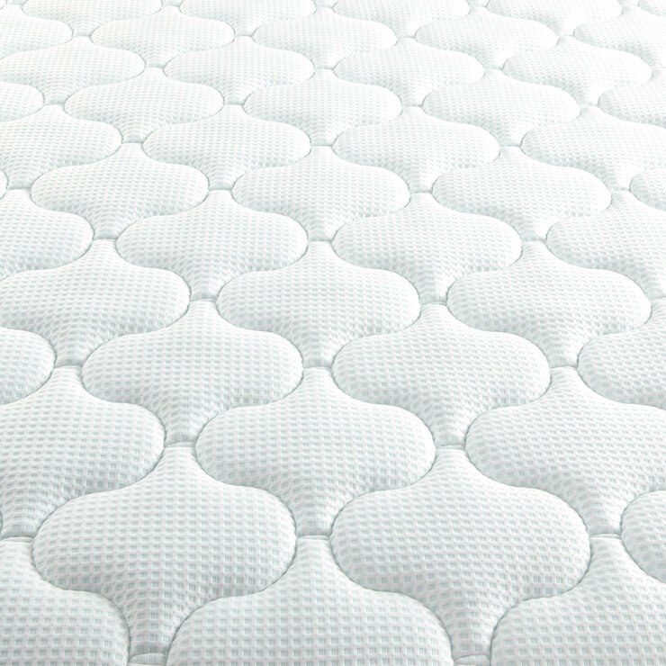 Silentnight UltraGel Cool-to-Touch 2000 Pocket Pillow Top Mattress in 4 Sizes