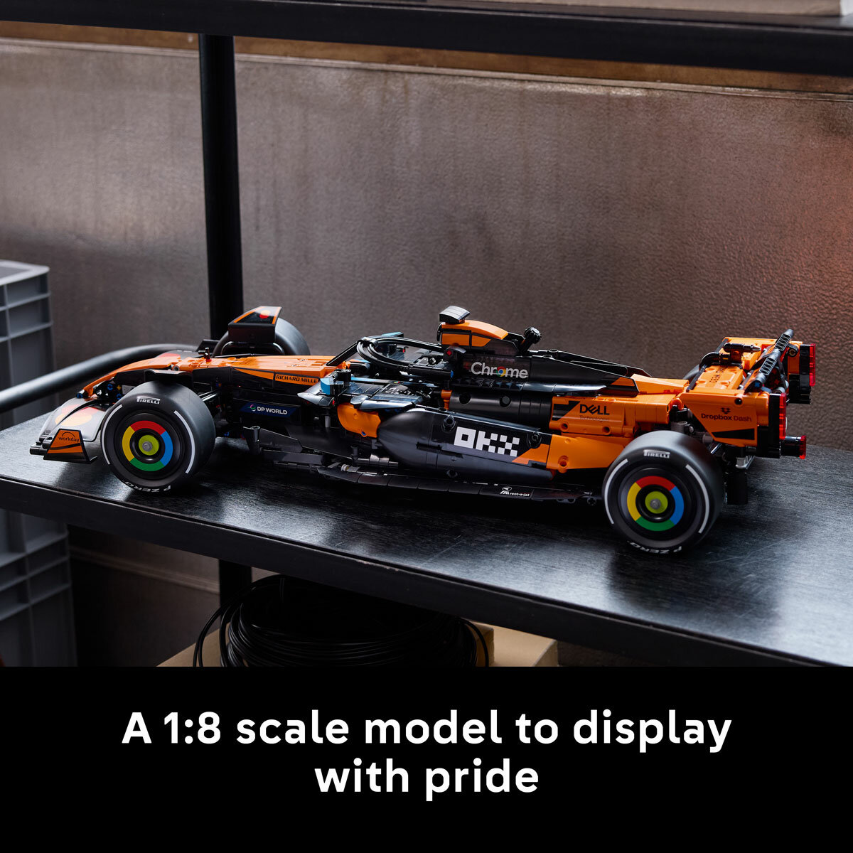 LEGO Technic McLaren Formula 1 Car 2025 Model - Model 42228 (18+ Years)
