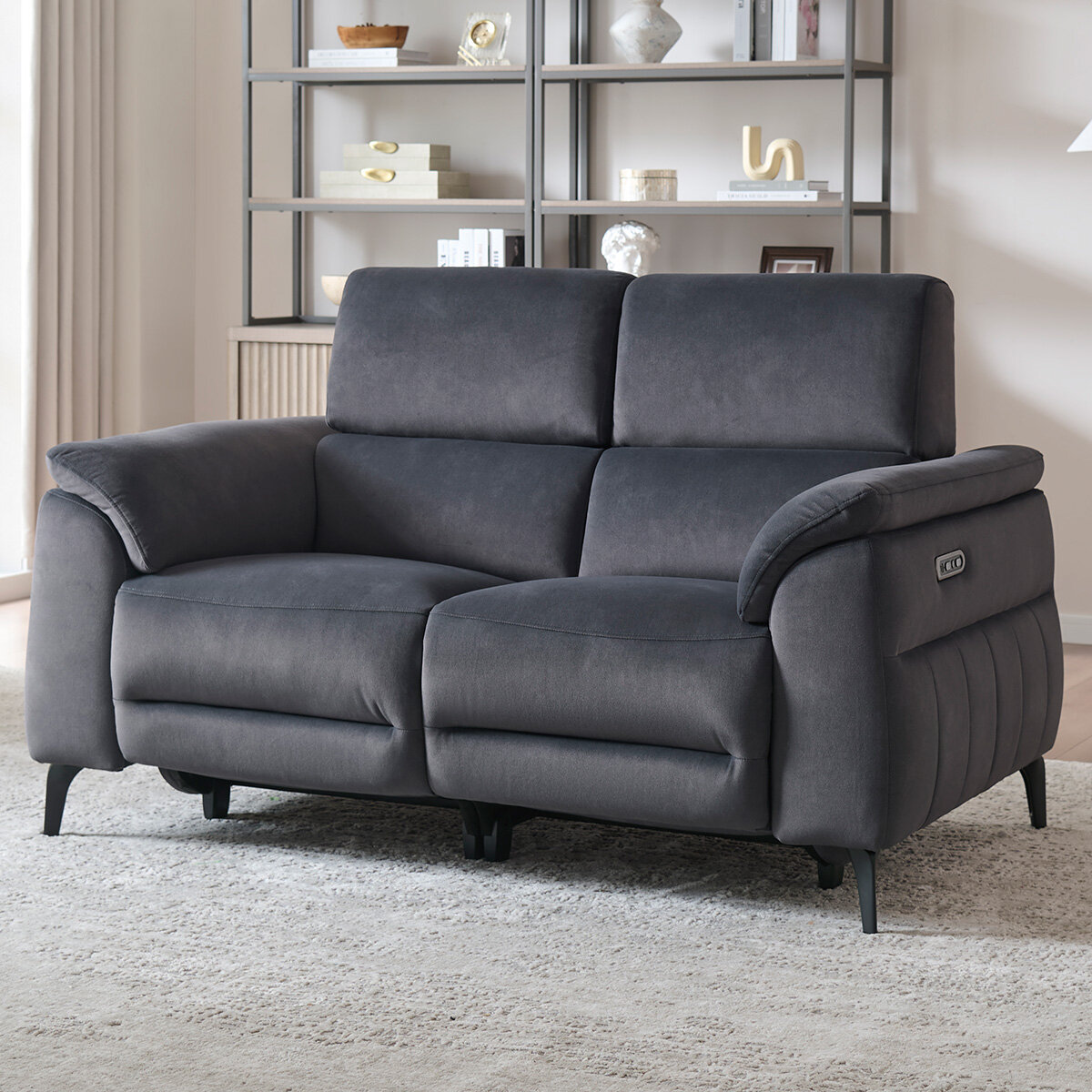 Apex2SeaterSofa_Lifestyle