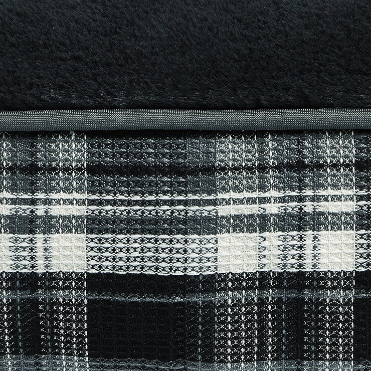 Pet Bed in Black Plaid