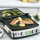 Lifestyle image of Greenpan contact grill