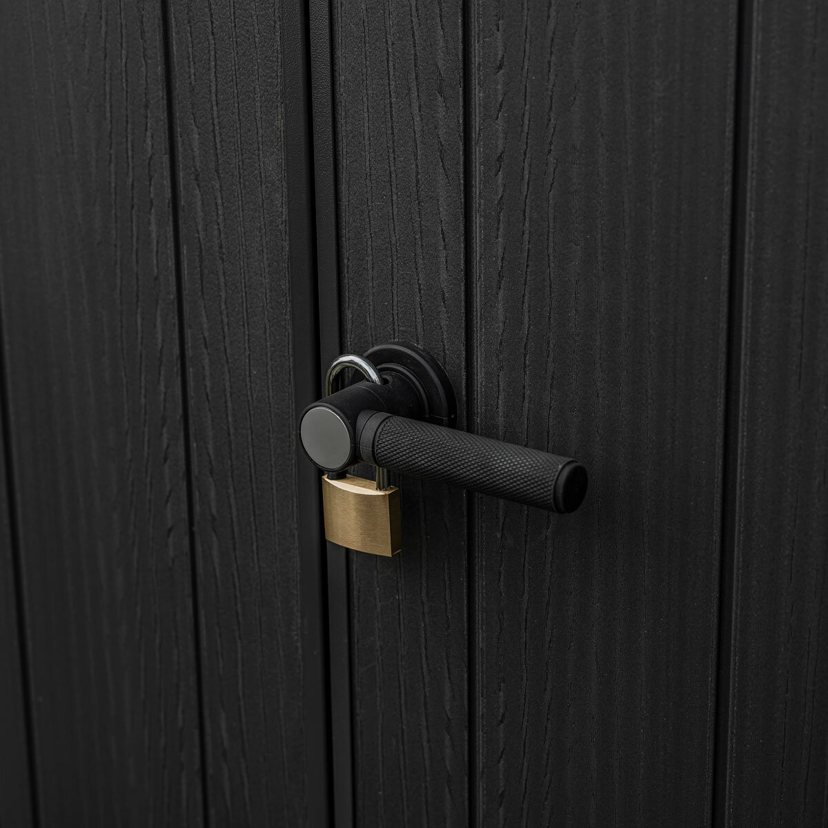 Door Door