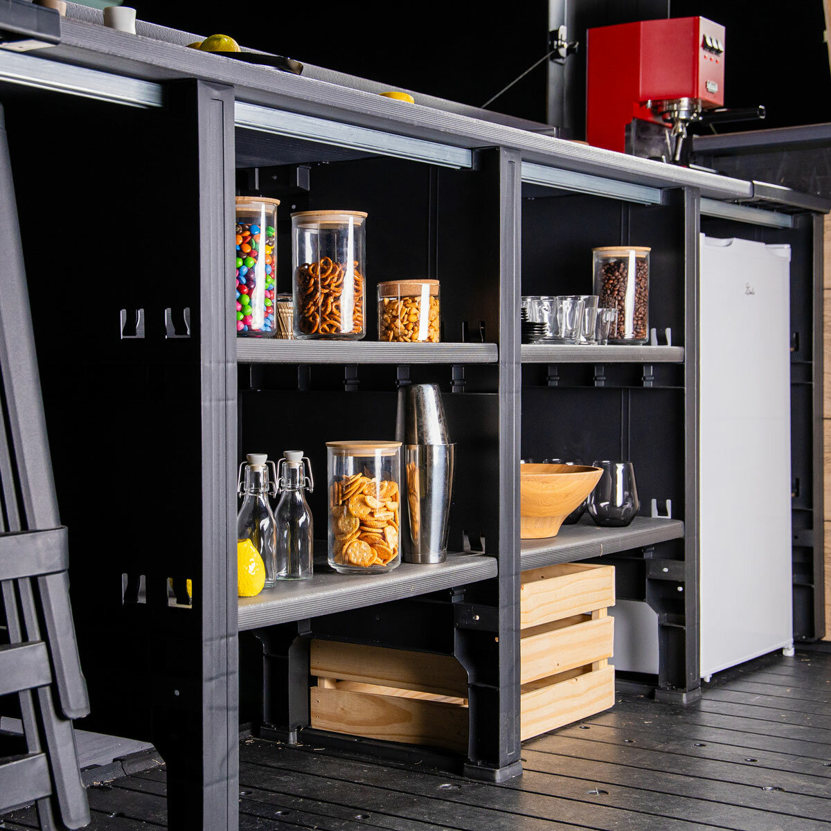 Keter Signature 9.1ft x 6.8ft (2.8 x 2.1m) Garden Bar Shed