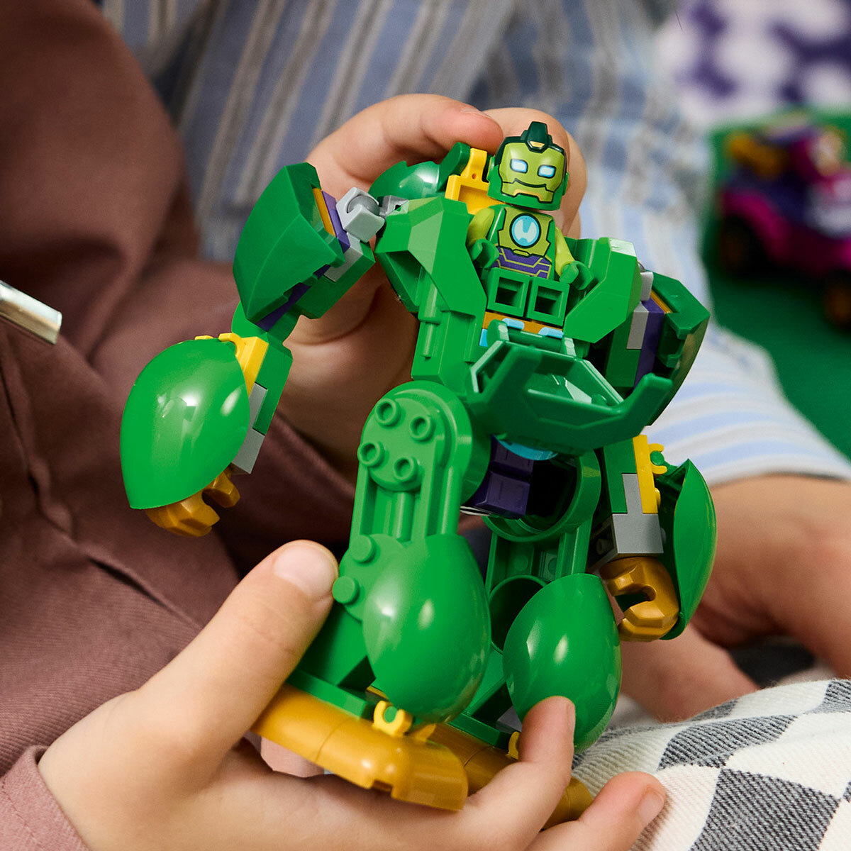 LEGO Marvel Loki vs. Team Iron Man - Model 11211 (4+ Years)