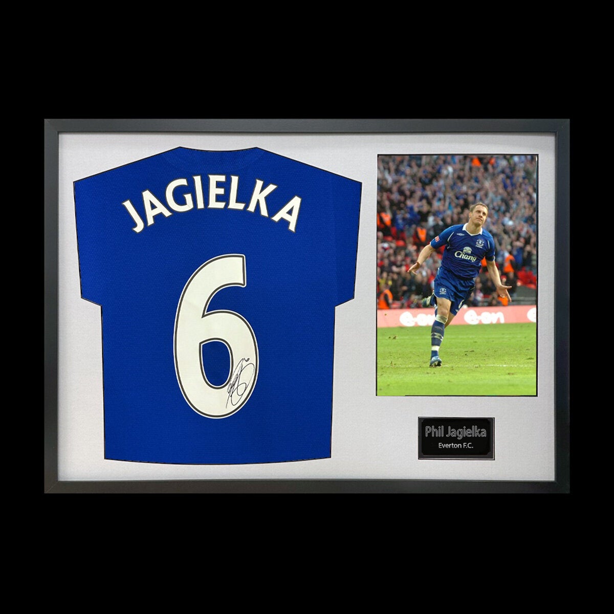 Phil Jagielka Signed Framed Everton Football Shirt including 1 Photo in White Phil Jagielka Signed Framed Everton Football Shirt including 1 Photo in White