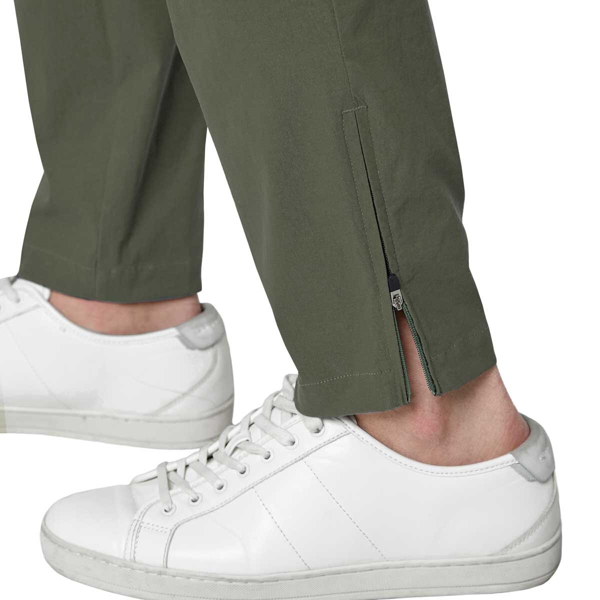 Mondetta Men's Cargo Jogger in Green