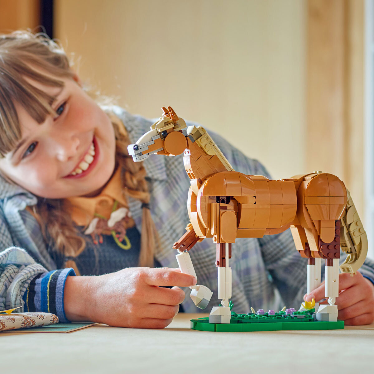 LEGO Creator Beautiful Horse - Model 31166 (9+ Years)
