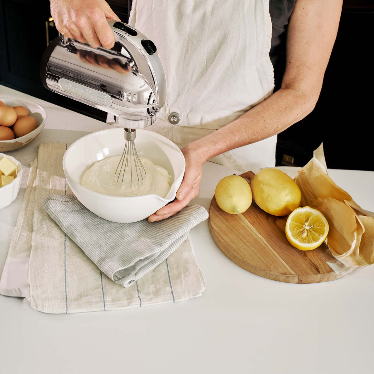 Dualit Hand Mixer in Chrome Lifestyle Image