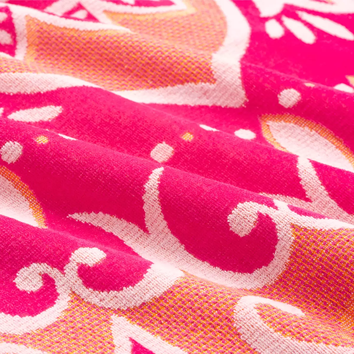 Welhome Beach Towel in 4 designs, 102 x 183 cm - Picture 9 of 24