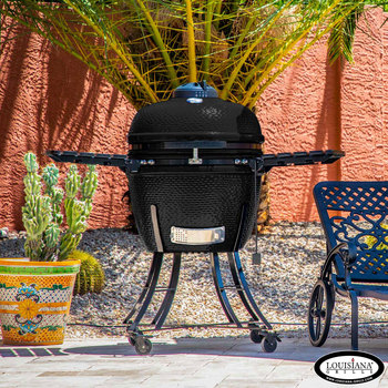 Louisiana Grills  24" (60 cm) Ceramic Kamado Charcoal Barbecue in 3 Colours + Cover