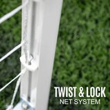 Lifestyle image showing the twist & lock net system Lifestyle image showing the twist & lock net system