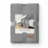 Casual Living Luxe Plush Throw in Grey, 127 x 178 cm
