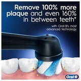 Lifstyle image of removing 100% more plaque than manual brushing