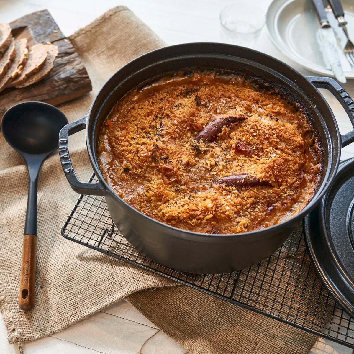 Lifestyle image of Staub 28cm with food