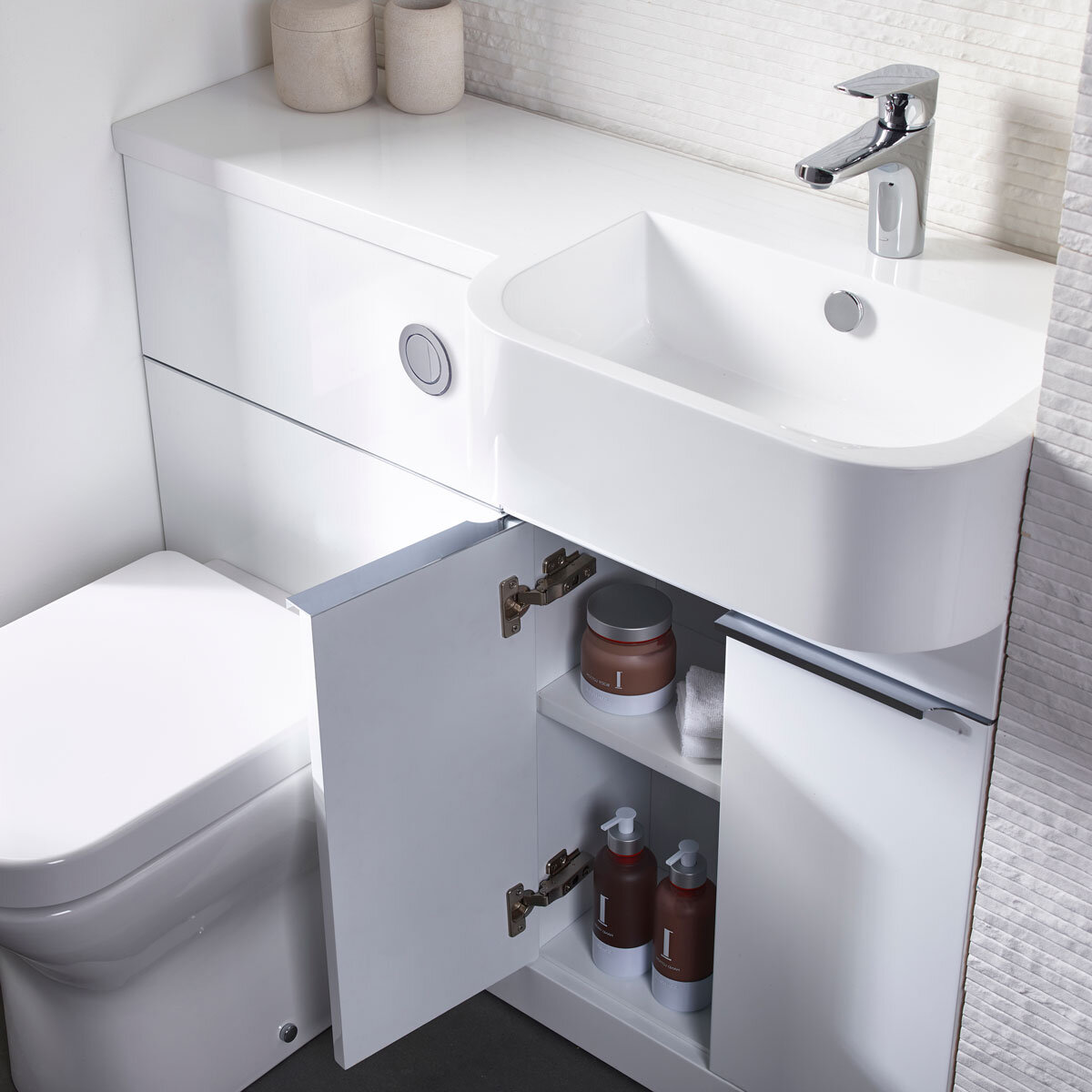 Tavistock Lindo 99.6 cm Floor Mounted Right Hand WC Unit in White