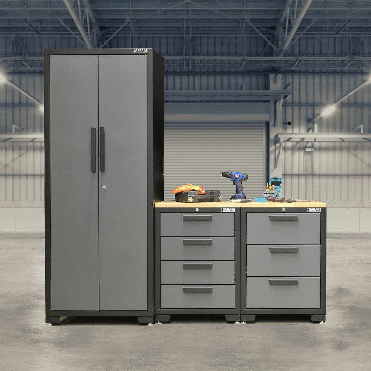 Front facing lifestyle image of unit in warehouse setting