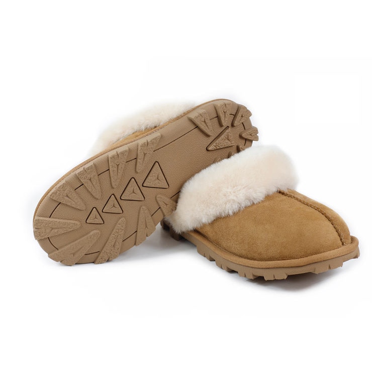 Kirkland Signature Women's Shearling Slippers in Chestnut, Size 5