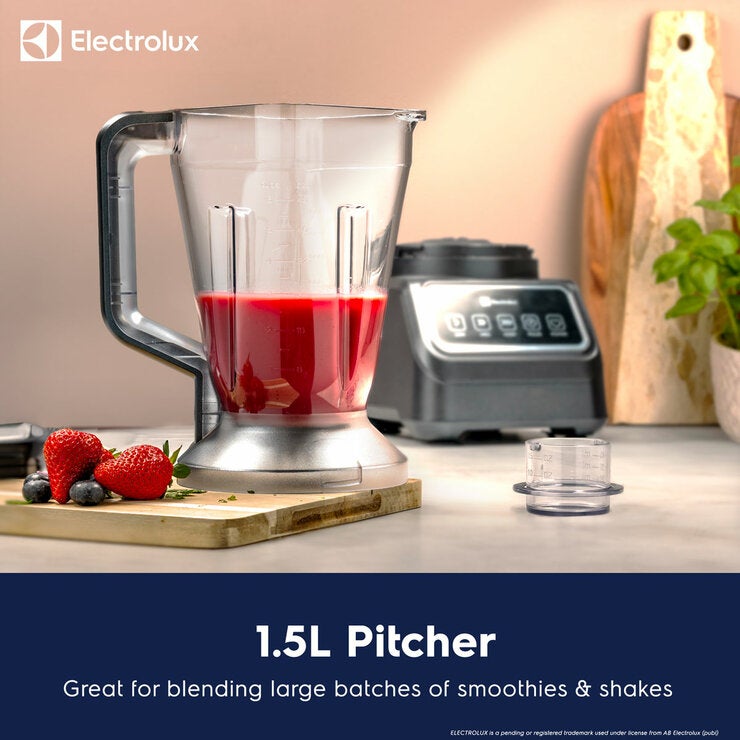 Lifestyle image showing 1.5L pitcher