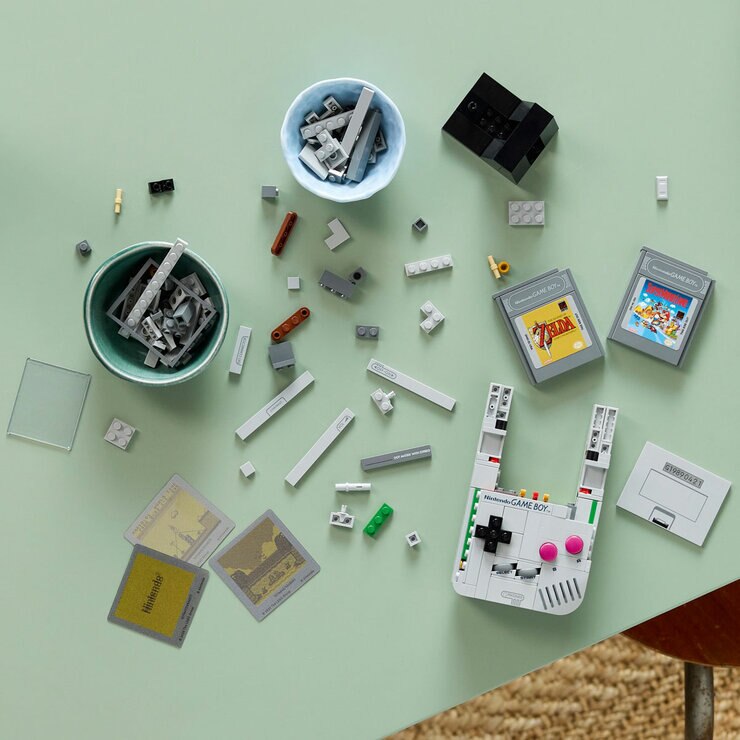 LEGO Super Mario Game Boy - Model 72046 (18+ Years)