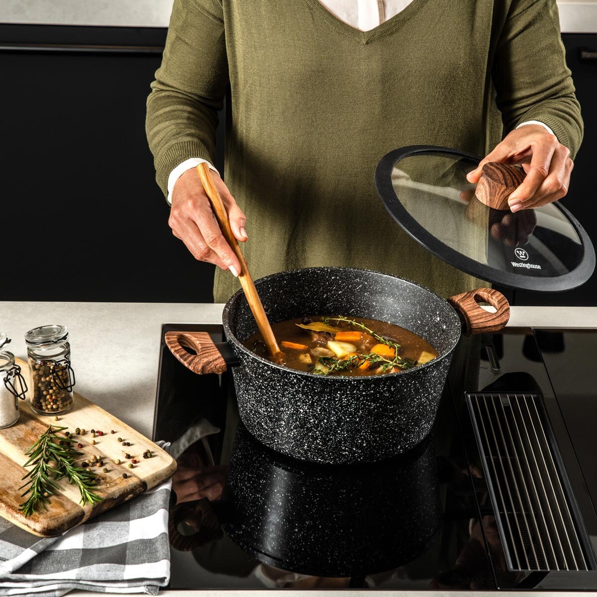Westinghouse Cookware Essentials Cookware Set with Wooden Handles, 11 Piece