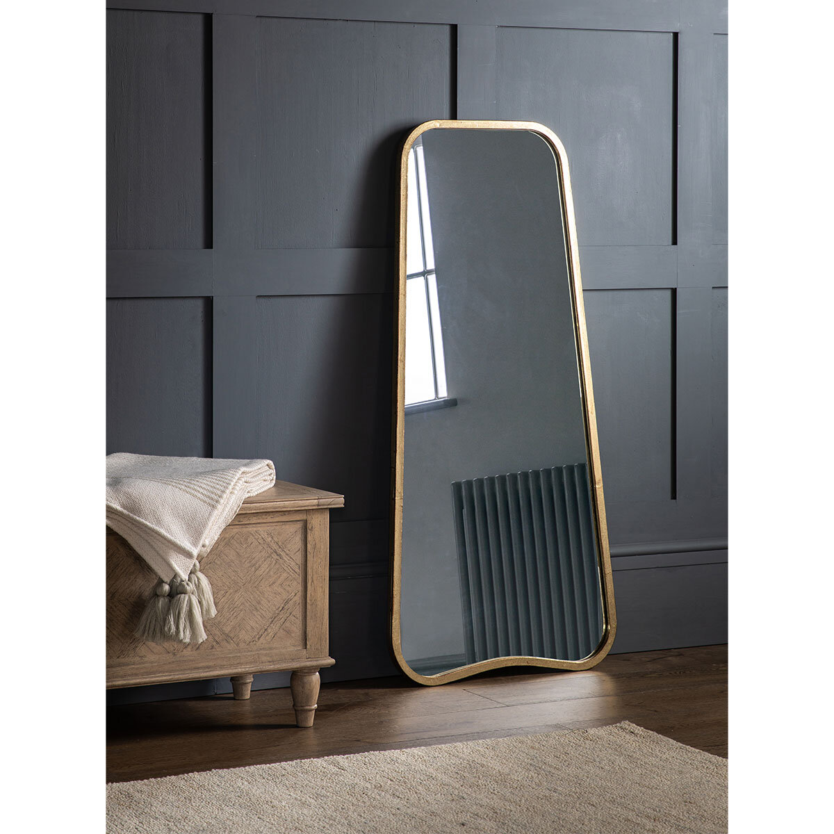 Gallery Bearsted Leaner mirror