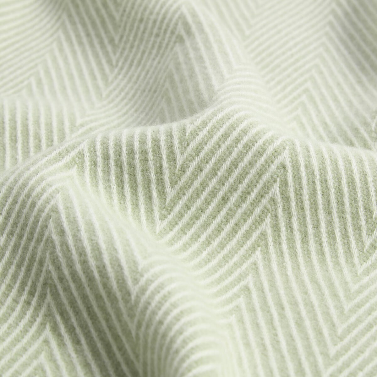Osprey London Green Herringbone Fringed Throw, 140 x 190 cm