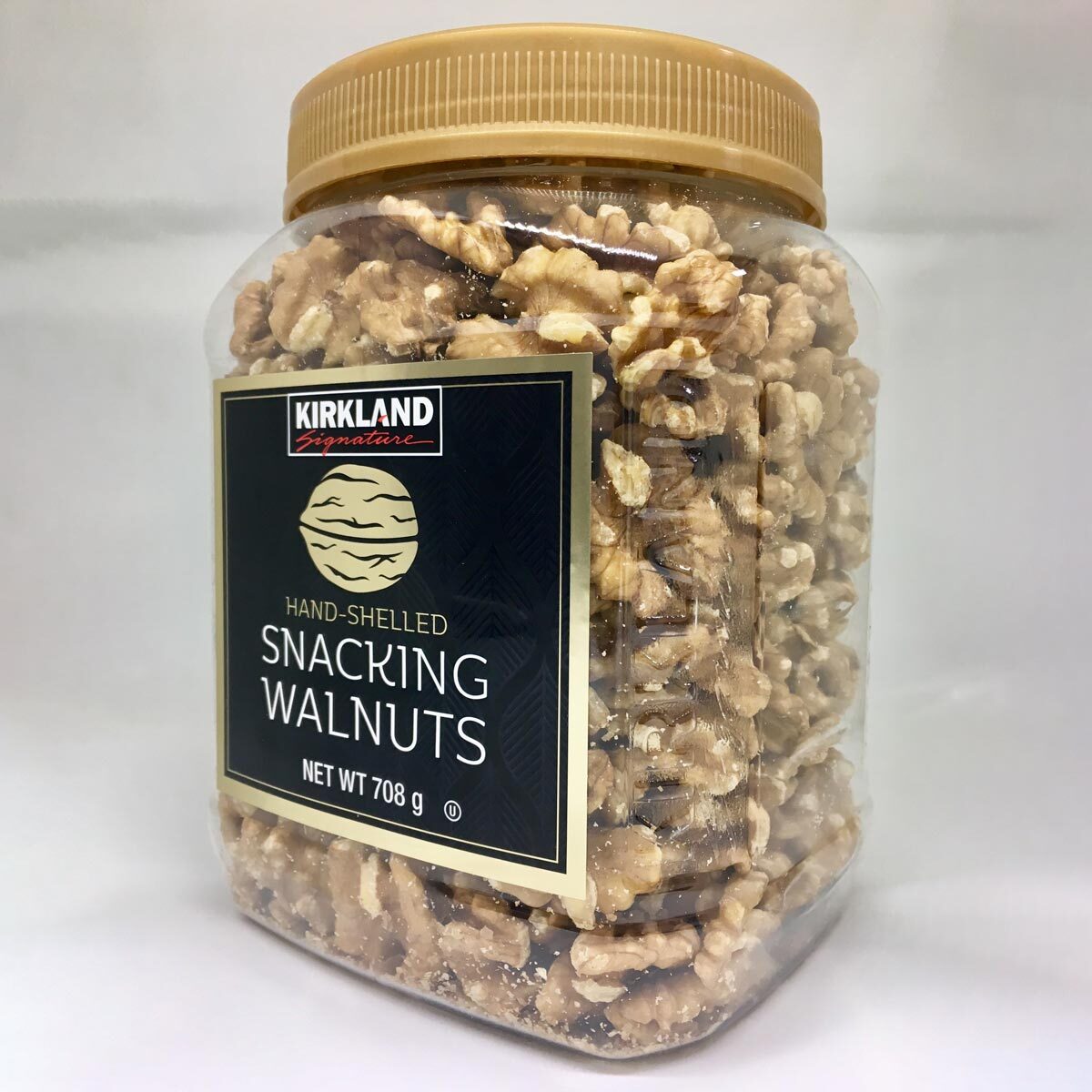 Kirkland Signature Hand-Shelled Snacking Walnuts, 708g