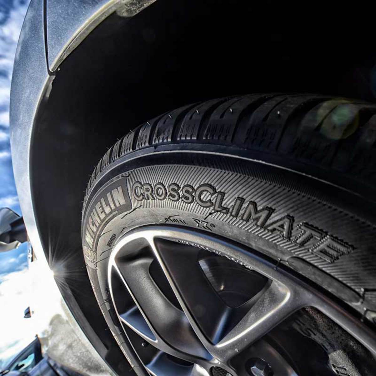 Michelin 225/65 R17 102 (V) CROSSCLIMATE SUV