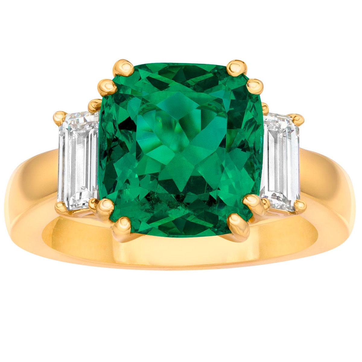 4.70ct Cushion Cut Emerald and 0.86ctw Diamond Ring, 18ct Yellow Gold
