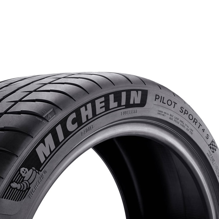 Michelin 235/40 ZR18 (95Y) XL TL PILOT SPORT 4 S DT1