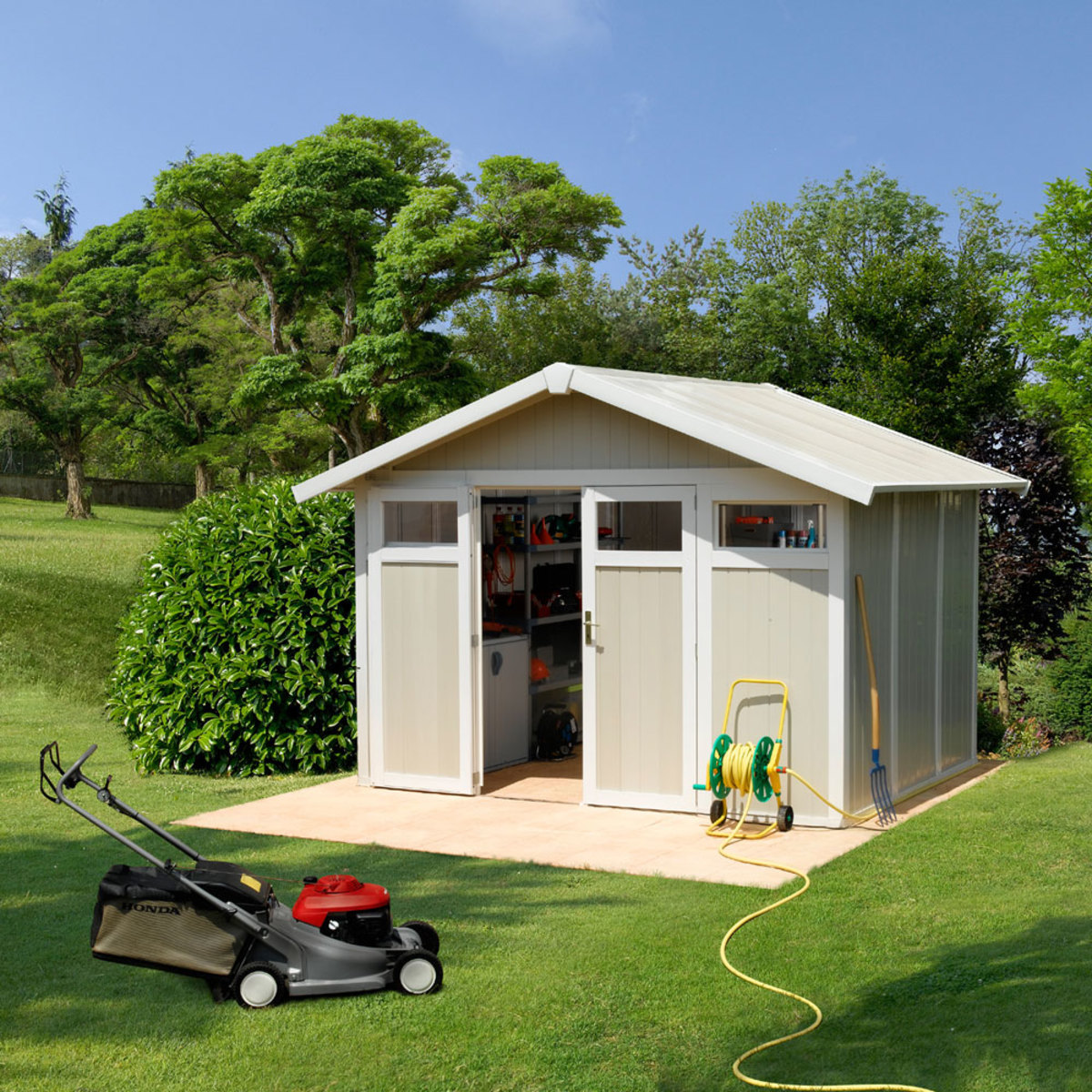 Grosfillex Utility 10ft 2" x 7ft 9" (3.1 x 2.4m) Shed in Green/White - Model Utility 7.5