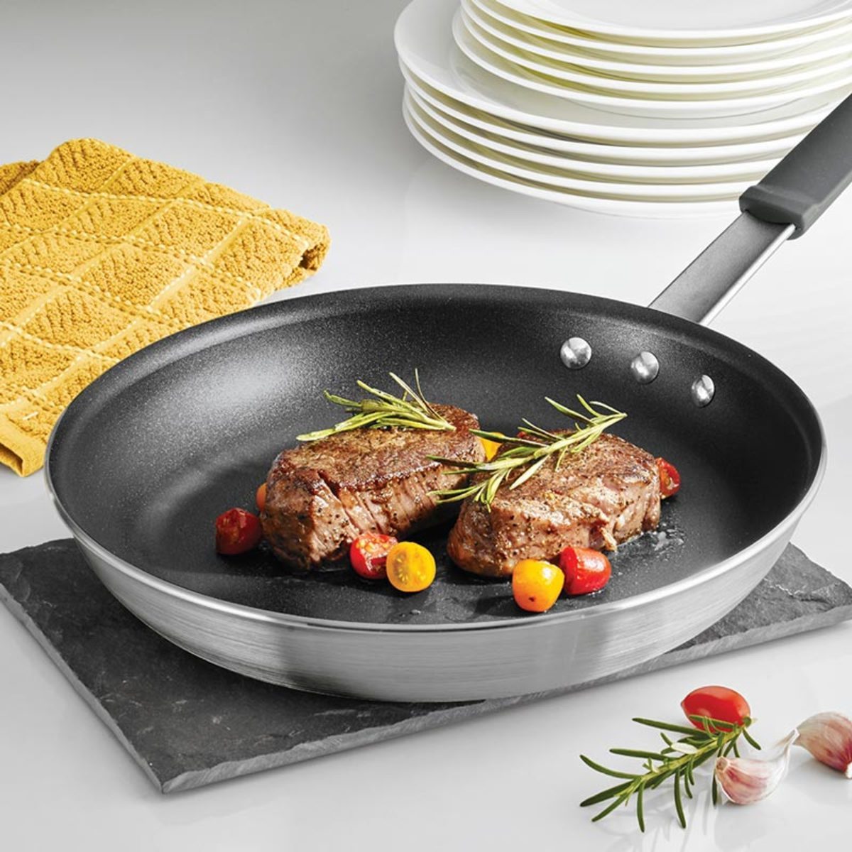 Tramontina ProLine Commercial Grade Nonstick Fry Pan 14-inch