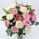 22 Stem Colombian Rose & Oriental Dutch Lily Flower Bouquet with Greetings Card