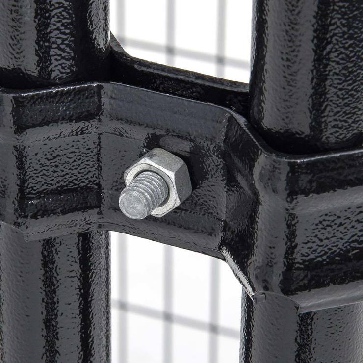 Outdoor Kennel with Weatherproof Cover, 4 L x 4 W x 4.3ft H (1.2 L x 1.