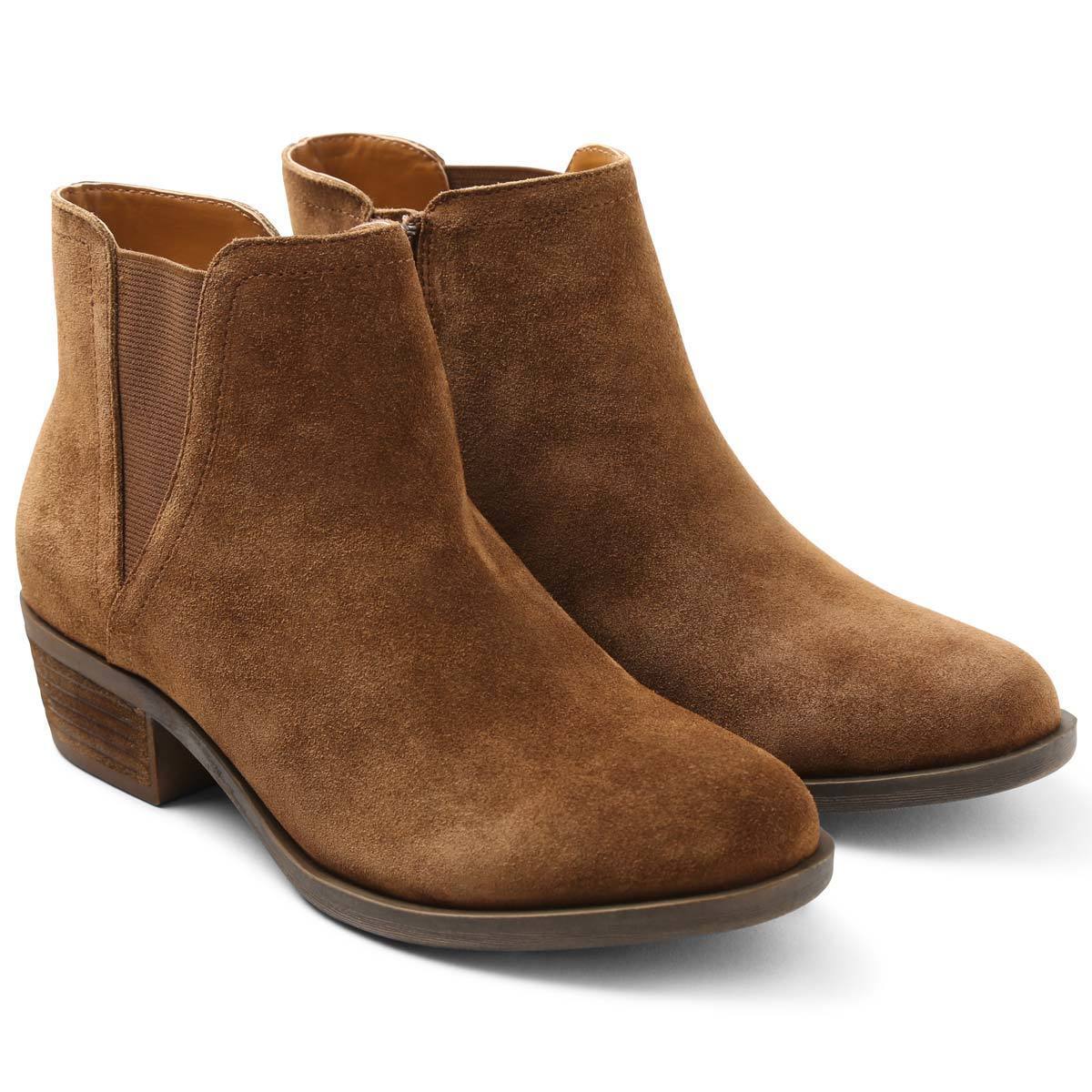 Short Suede Boots in Brown 
