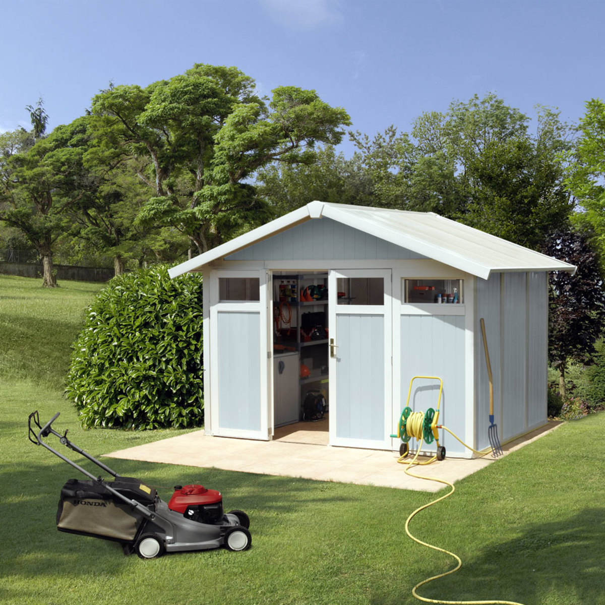 Grosfillex Utility 10ft 2"x 7ft 9" (3.1 x 2.4 m) Shed in 2 Colours - Model Utility 7.5