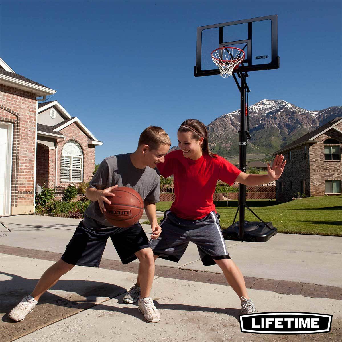 Lifetime 52 Inch Portable Basketball Hoop